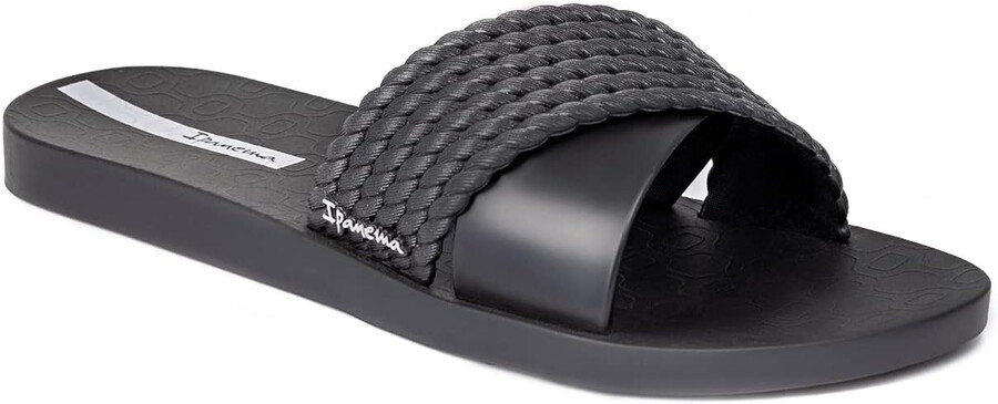 ipanema damen street ii slides – bequeme und trendige slip-on-sandalen flip-flops für damen mit breitem minimalistischem gekreuztem obermaterial schwarzschwarz größe 6 flip-flops